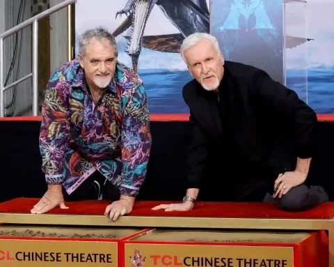 James cameron and Jon Landau producers